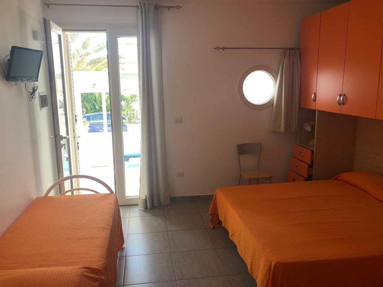 B&B Tramonti Del Sud Lecce Extérieur photo